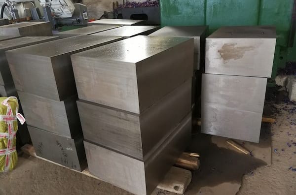 3-Mold-Material-Preparation