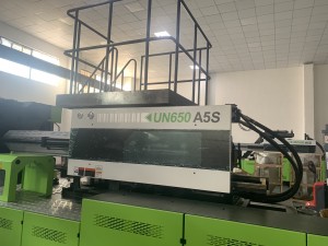 Injection Molding Machine 650